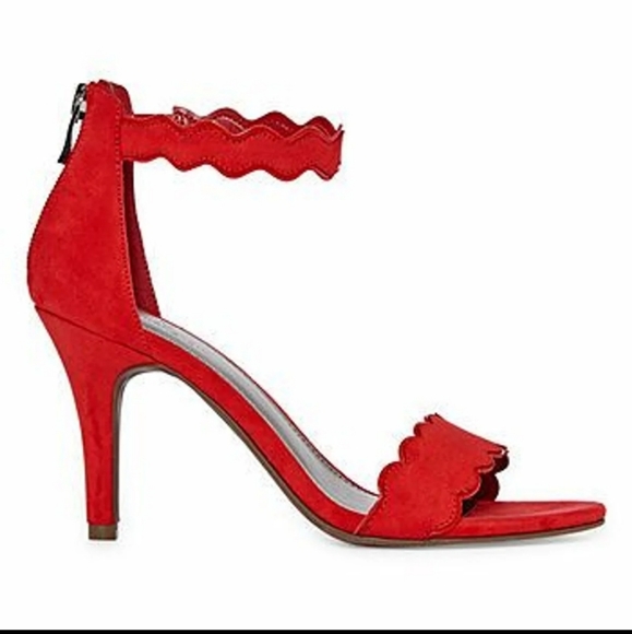 Worthington Strappy Sandals - Picture 2 of 4